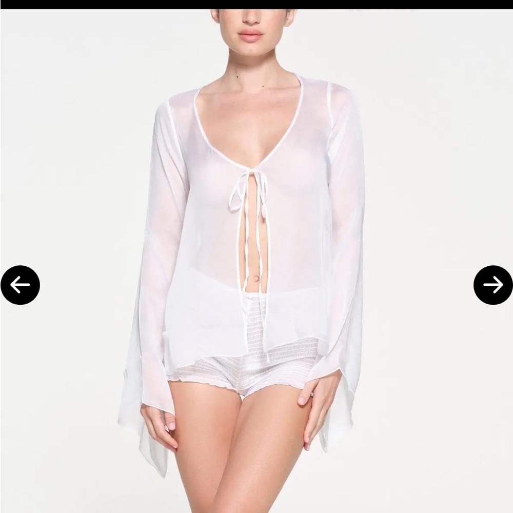 Skims Tie Front Top- Snow